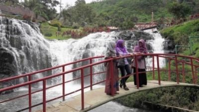 Keindahan Air Terjun Niagara Mini Bondowoso yang Bikin Terpukau