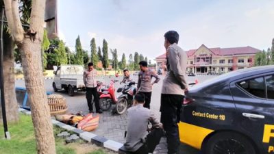 Judi Sabung Ayam di Sumber Anyar