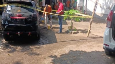 Pembakaran Mobil Relawan RPG