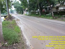 Dampak Aktivitas Tambang Galian C Yang Mulai Menjamur Jalan Raya Gunung Malang Licin Dan Berlumpur, Warga Pengguna Jalan Dibuat Resah