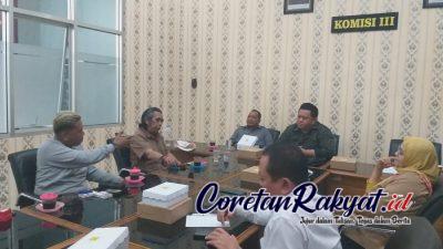 Kinerja Anggaran Disorot, Para Aktivis Senior Gruduk DPRD Desak Evaluasi Total Kinerja Pemkab Situbondo