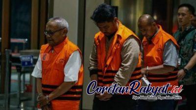 Tunai Sudah Janji Bakti KPK Untuk Situbondo Pasca Tim Penyidik KPK Tahan Lima Tersangka Baru Kasus Mega Korupsi Dana PEN Situbondo, Jerat Jaringan Kontraktor Besar 