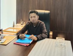 Kemurnian yang Diperdagangkan: Ketika Agama Disulap Jadi Komoditas dan Umat Jadi Pasar. 